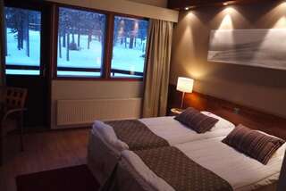 Отель Lapland Hotels Riekonlinna Саариселькя Стандартный трехместный номер-3
